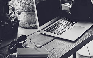 真人试玩-大骂裁判遭驱逐 青岛主帅：这是报复！这事没完！